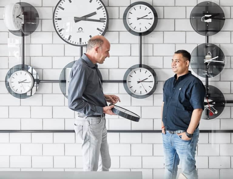 Image showcasing the Moser-Baer AG company's team