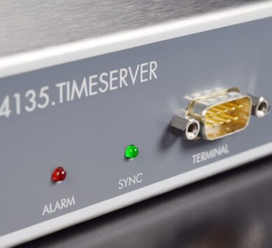 Sideview from a NTP Time Server DTS 4135
