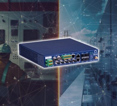 Digitalization in substations: MOBATIME DTS 4163.grandmaster in front of a representation of the evolution of power substations. On the left side, there is an older representation of a substation while on the right side, there is a newer one. The background is blurred.