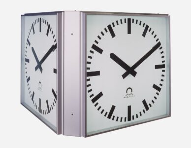 Mobatime PROFILINE 4-SIDED outdoor clock analogue