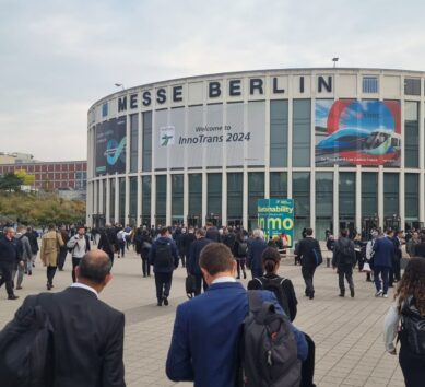 Vue de face du bâtiment InnoTrans 2024