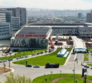 Vue de l'hôpital de la ville d'Ankara Etlik prise par un drone