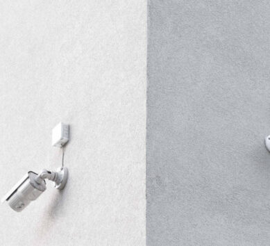 Depiction of MOBATIME's Network Time Systems for CCTV operations, ensuring precise surveillance timing